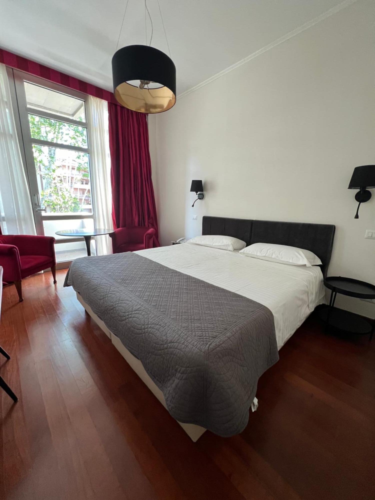 Hotel Fenix Rome Luaran gambar